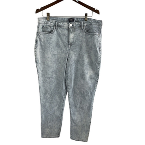 NYDJ not your daughters jeans pin‎ stripe light and dark jean tapered leg